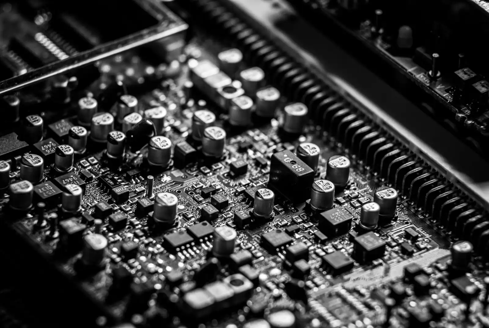 商业策划与品牌管理技术解析：从数据驱动到场景化运营实践